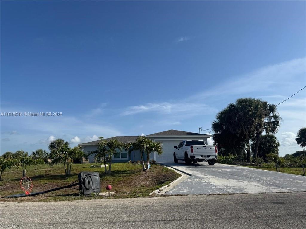 1046 Saturn Ct Property Photo 1