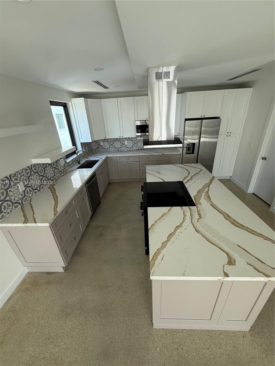 94825 Overseas Hwy 220 Property Photo 12