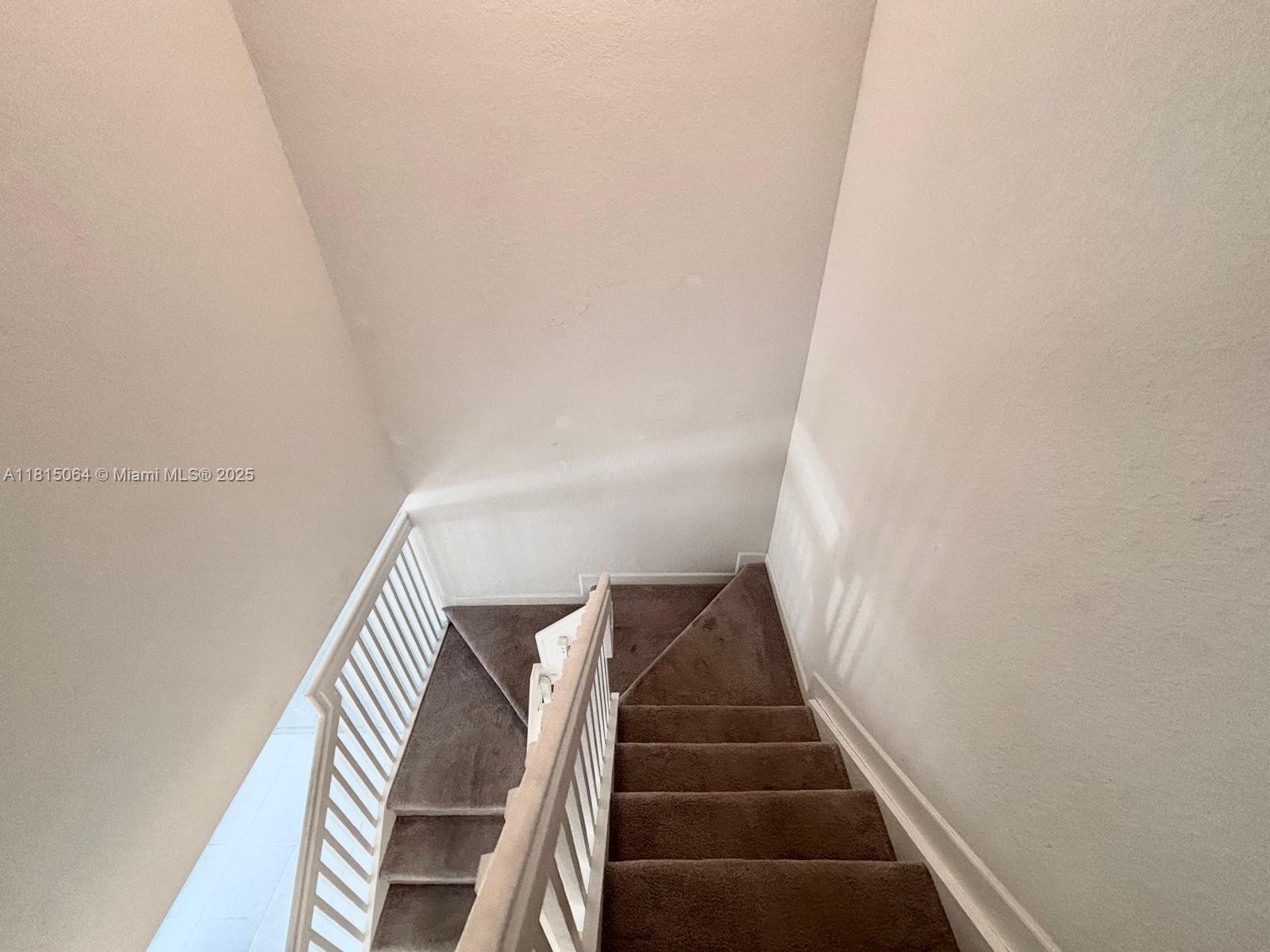1859 Se 27th Ter 1859 Property Photo 13