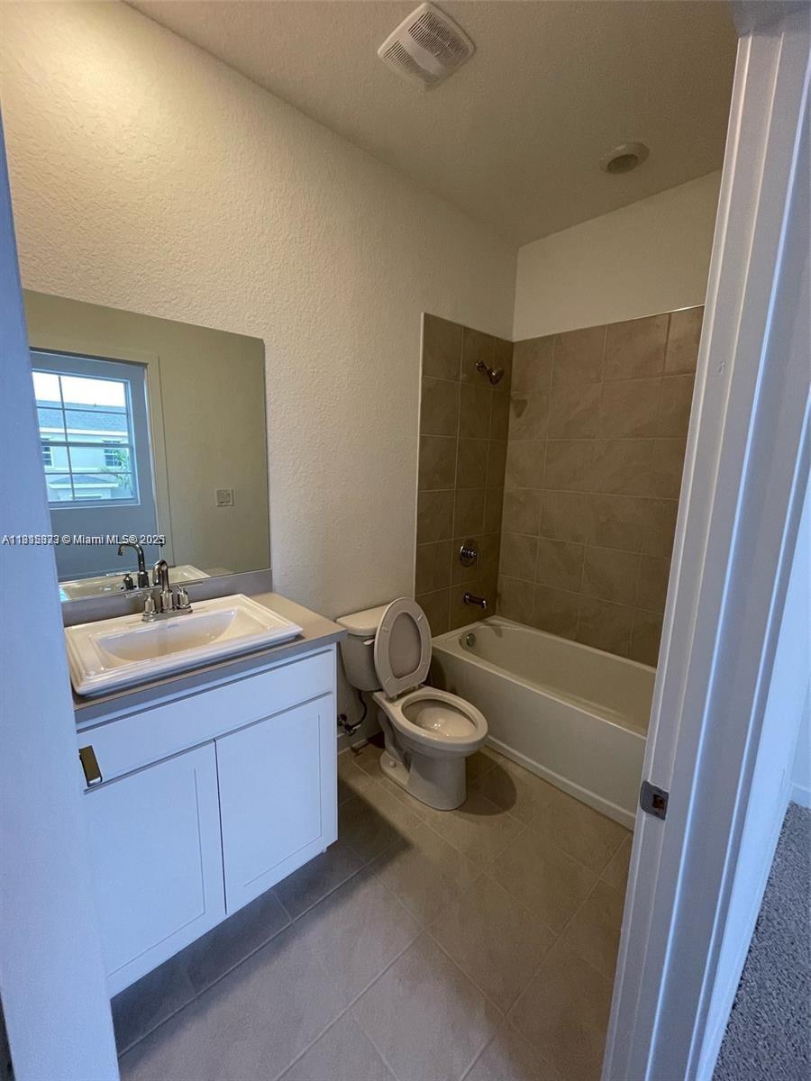 552 Ne 4th St 552 Property Photo 6