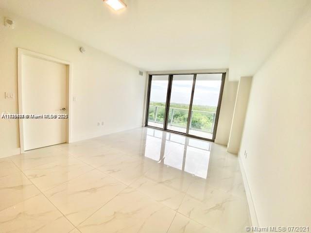 16385 Biscayne Blvd 702 Property Photo 13