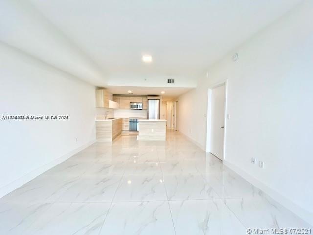 16385 Biscayne Blvd 702 Property Photo 15
