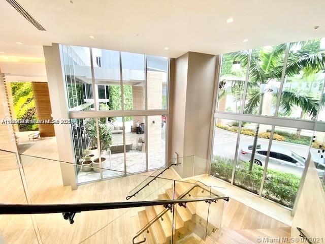 16385 Biscayne Blvd 702 Property Photo 34