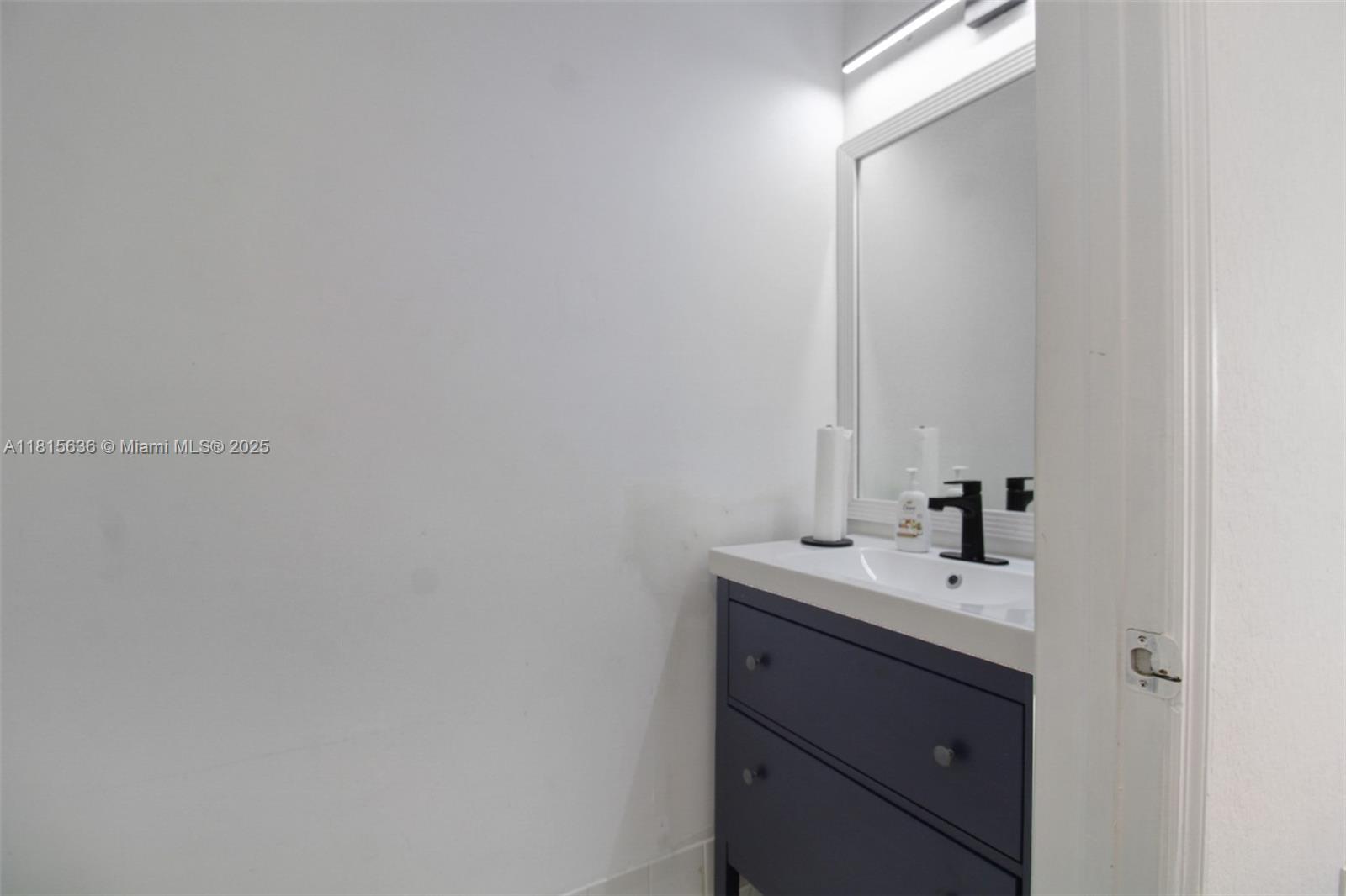 3330 Ne 13th Cir Dr 111-22 Property Photo 15