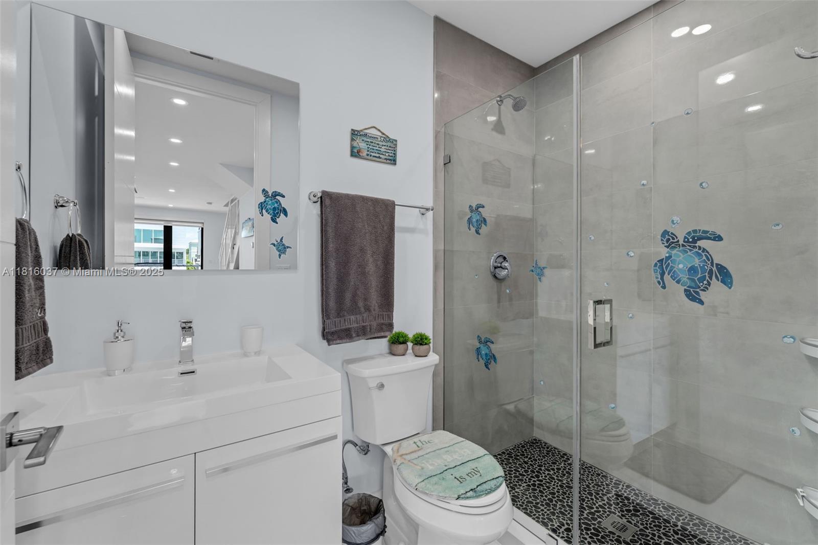 94825 Overseas Hwy 165 Property Photo 8