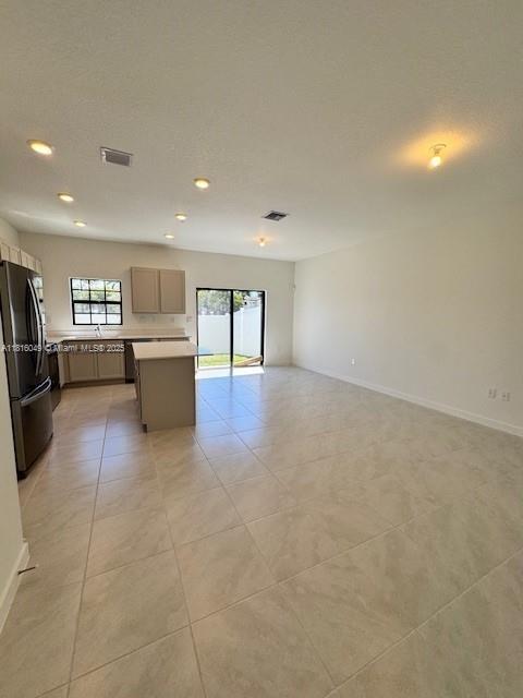 605 Nw 6th Ter Property Photo 4