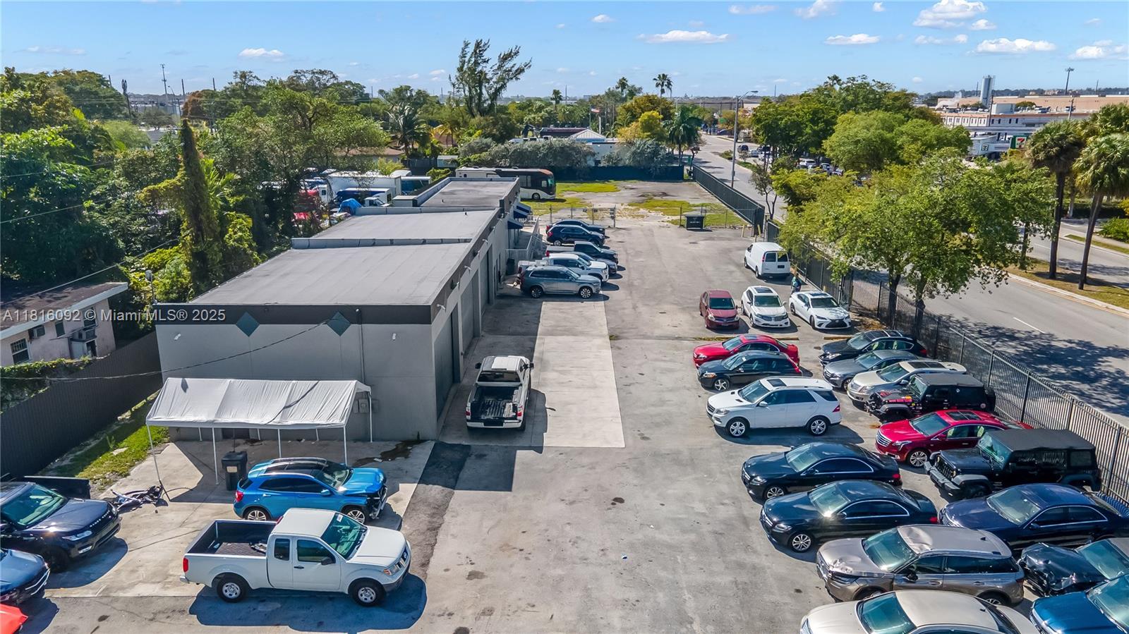 3130 NW 62nd St Property Photo 1