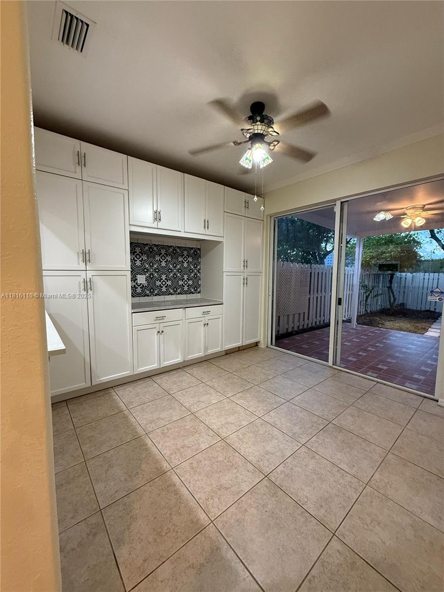 11011 Sw 236th Ter Property Photo 3