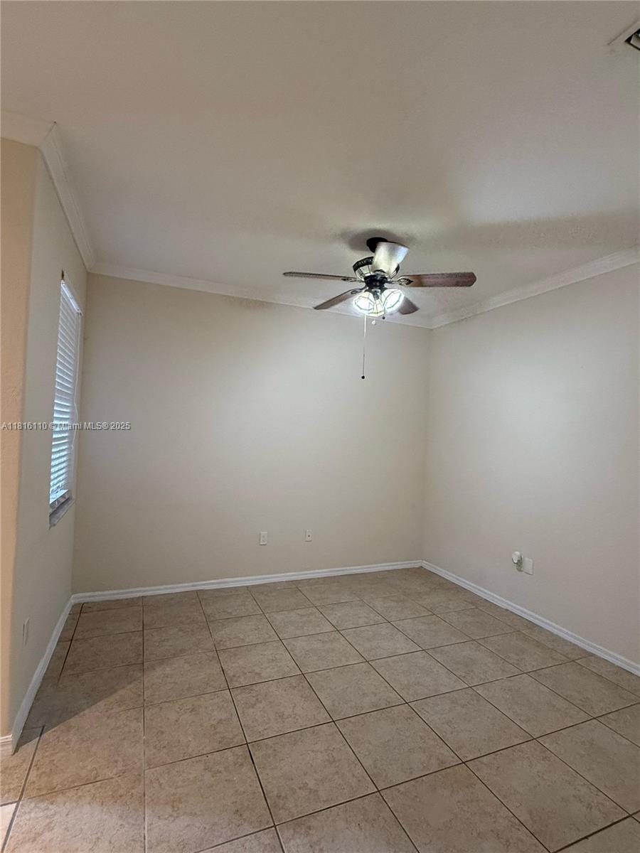 11011 Sw 236th Ter Property Photo 6