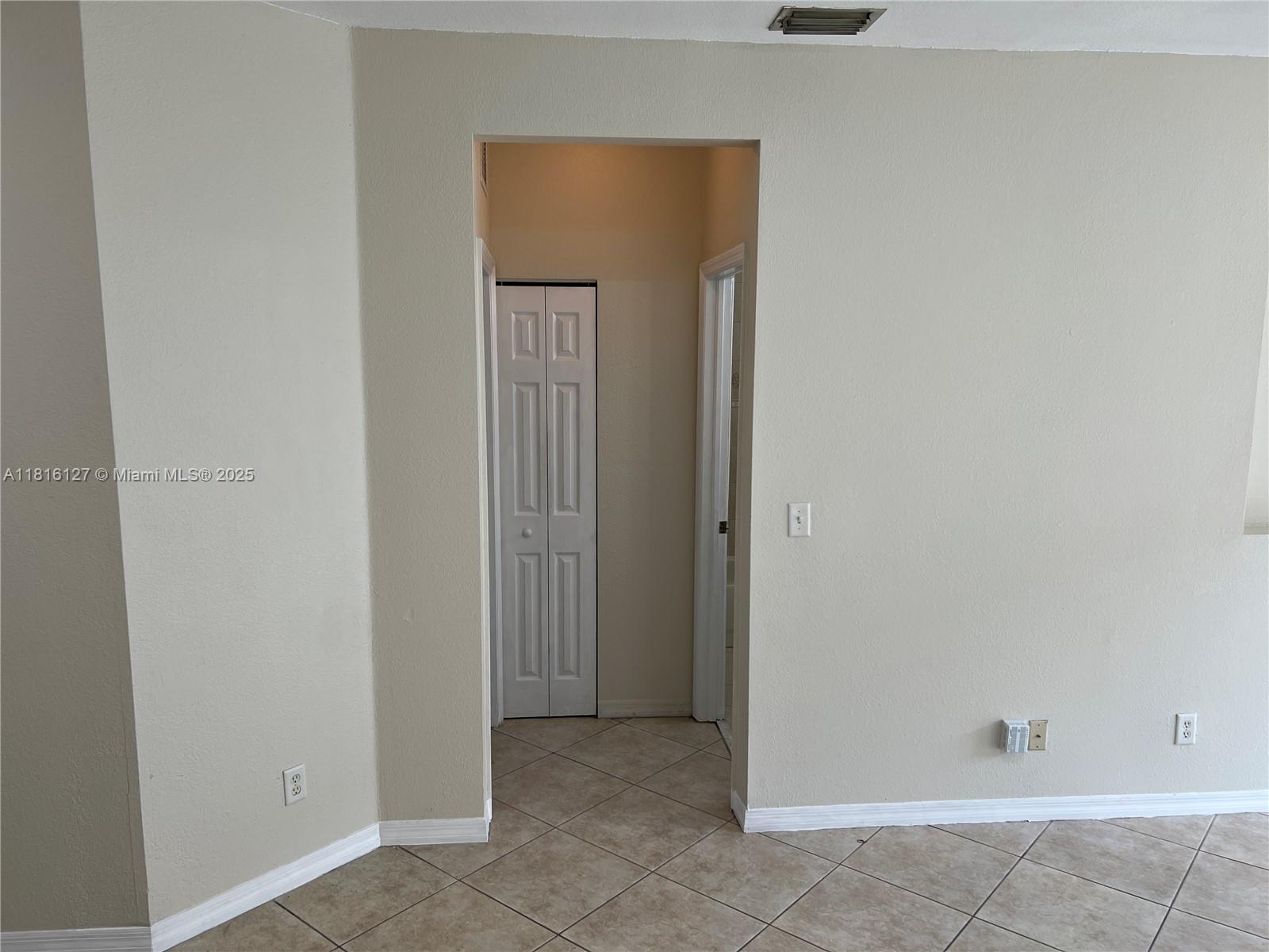 100 Sw 15th Ave Property Photo 6