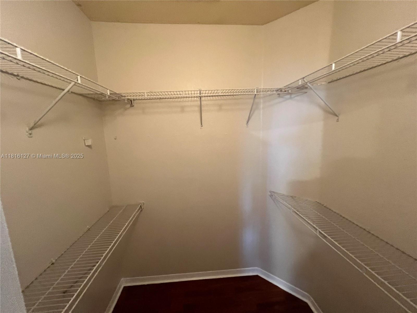 100 Sw 15th Ave Property Photo 33