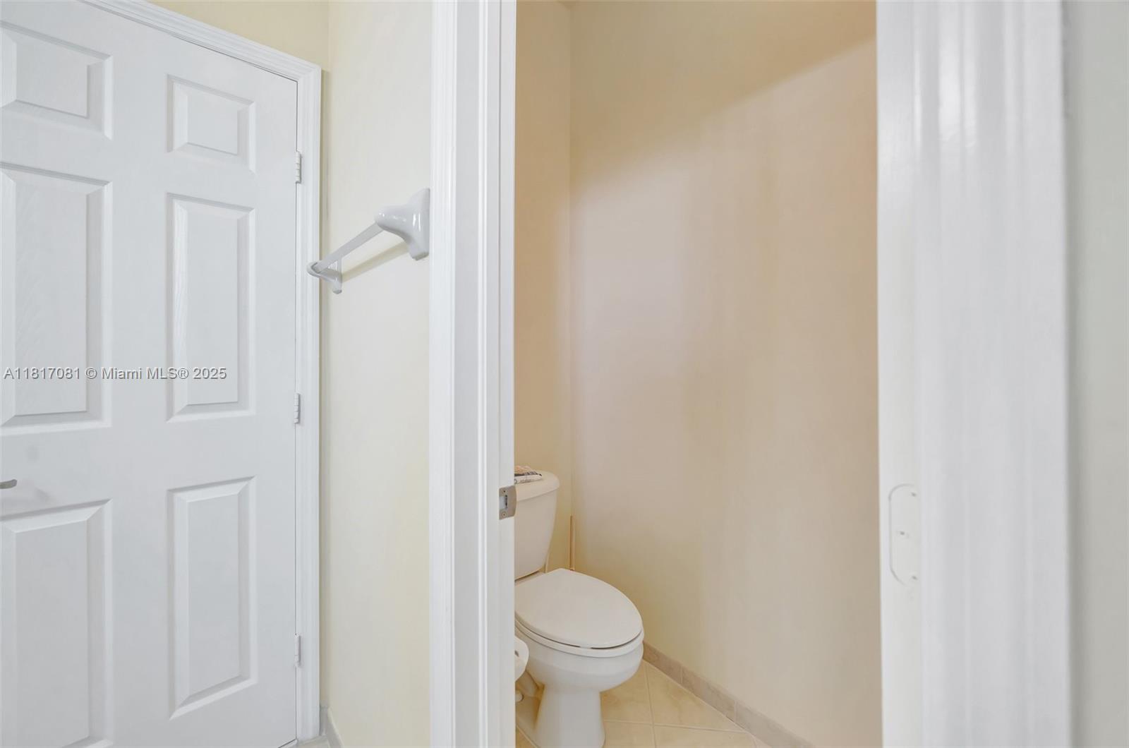 363 Ne 25th Ter 363 Property Photo 22