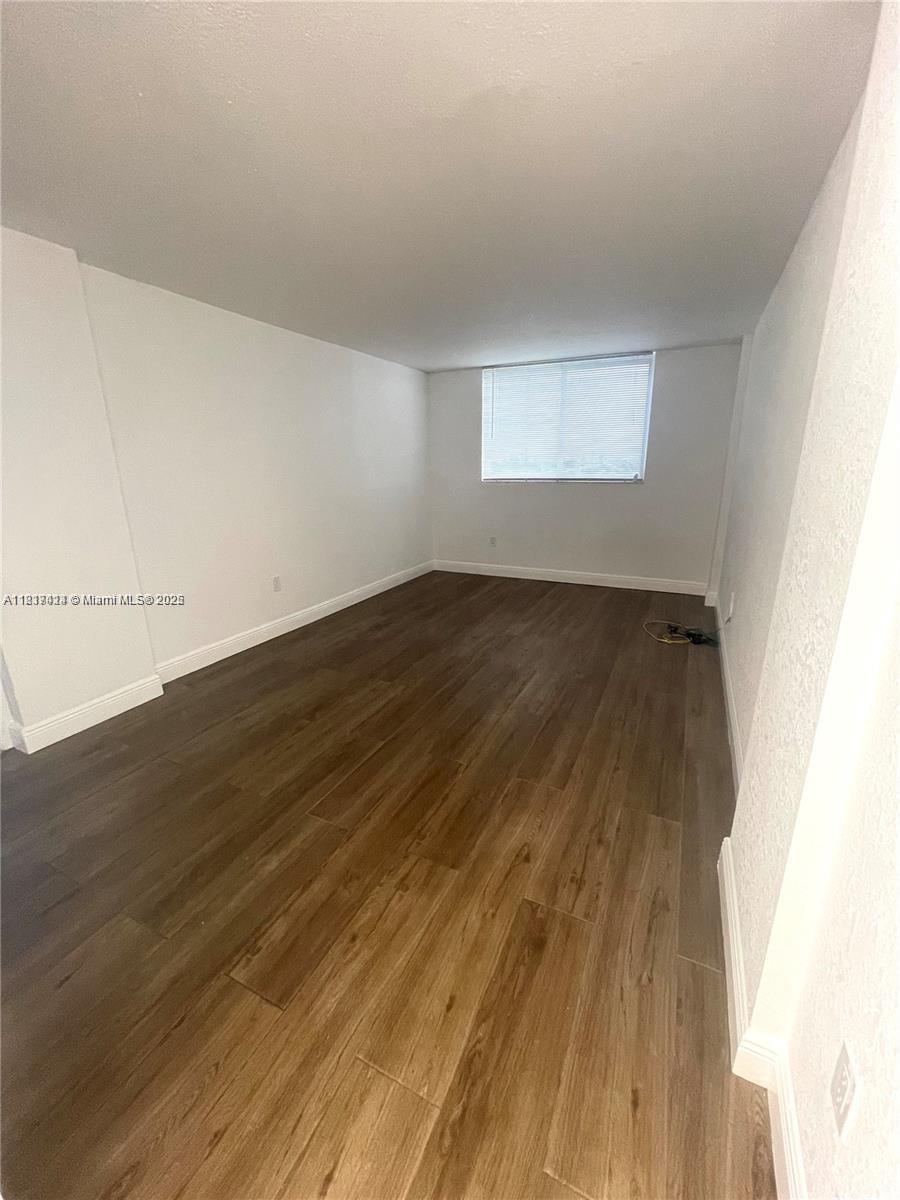 1251 NE 108th St 603 Property Photo 1
