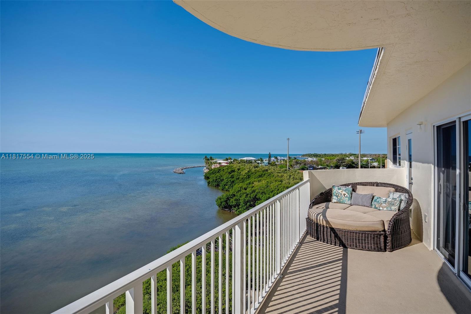 200 Wrenn Street Penthouse 701 Property Photo 1