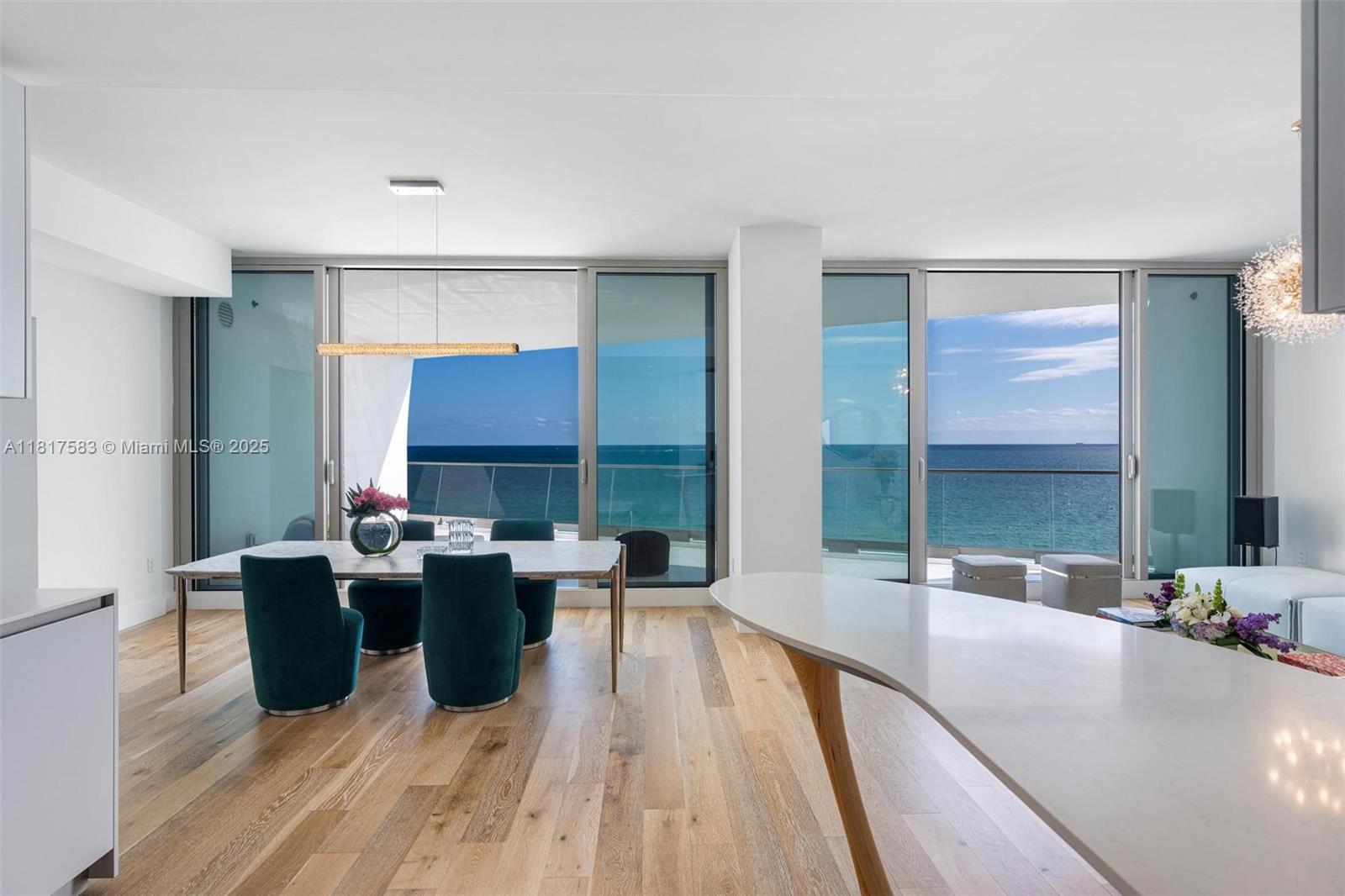 16901 Collins Ave 902