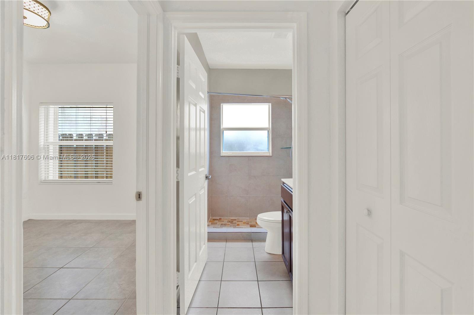 279 Se 31st Ter Property Photo 16