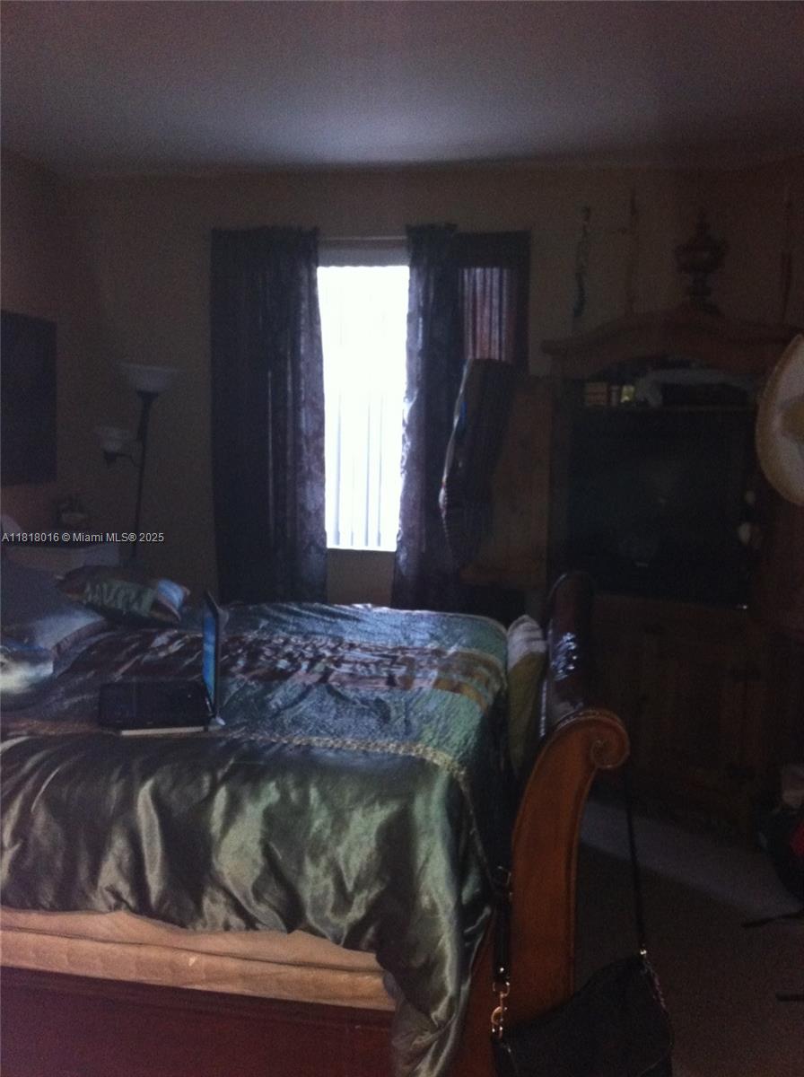 1677 Se Ct-27 Property Photo 10