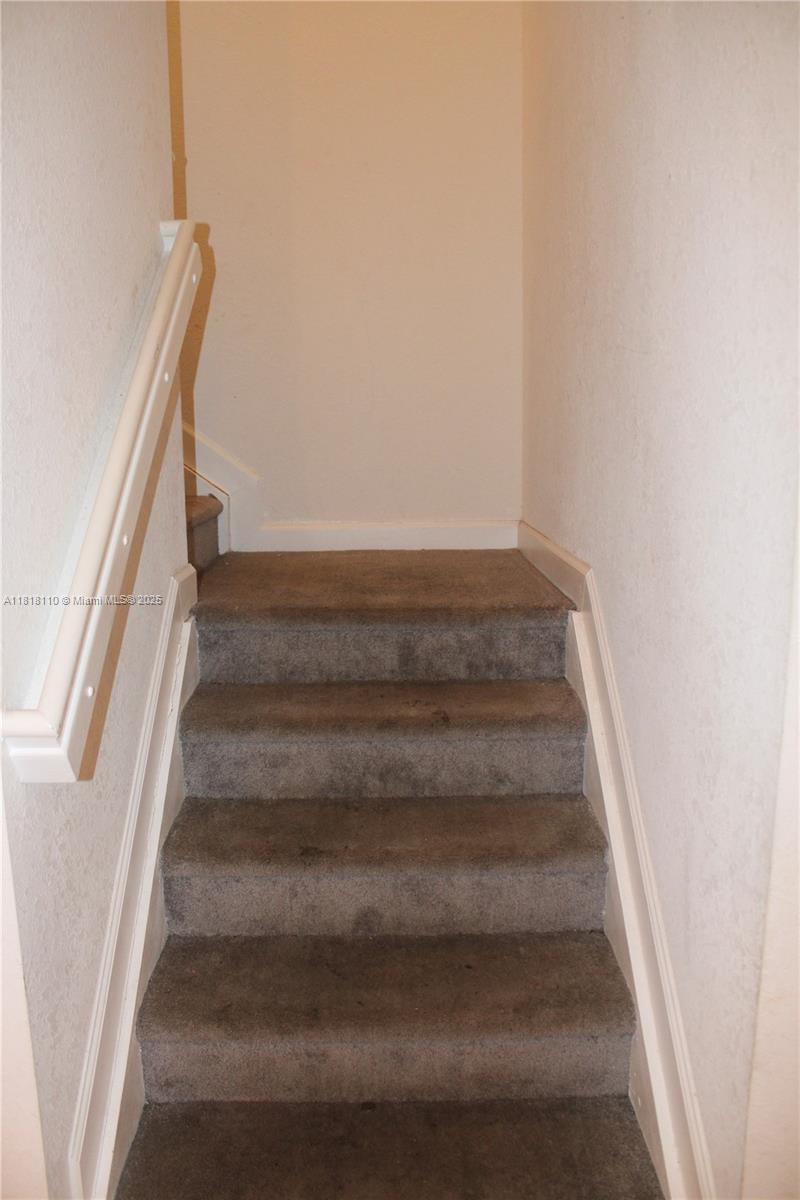 2606 Se 13th St Property Photo 12