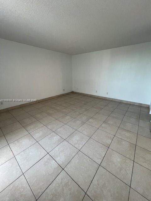 13499 Biscayne Blvd 602 Property Photo 7