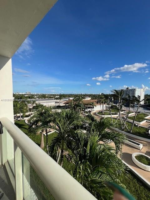 13499 Biscayne Blvd 602 Property Photo 10