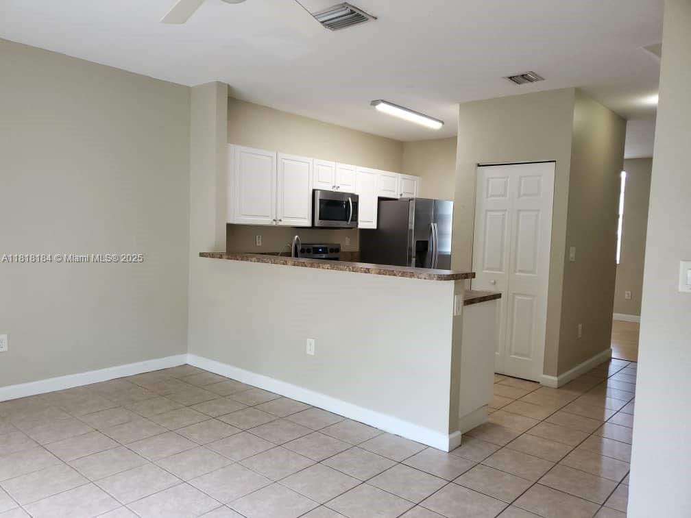 3375 Ne 15th Dr 106-12 Property Photo 6