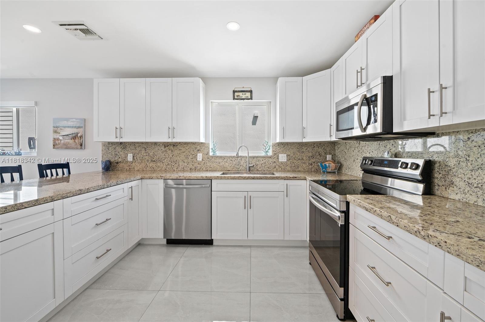 94825 Overseas Hwy Property Photo 33