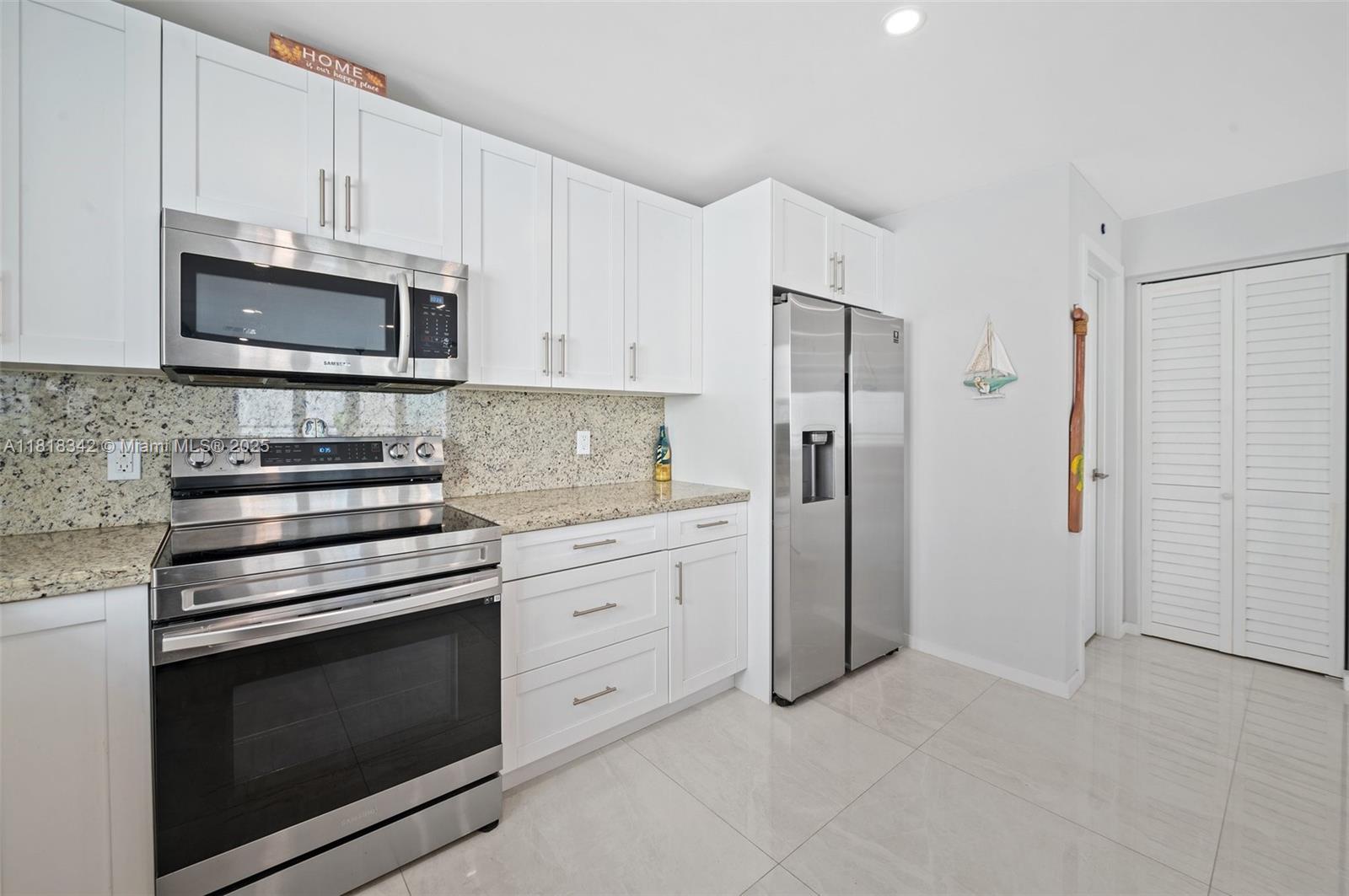 94825 Overseas Hwy #185 Property Photo 35