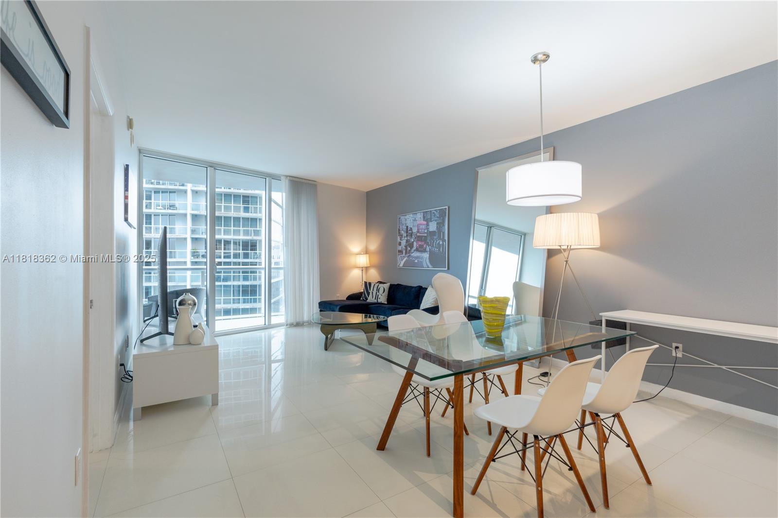 475 Brickell Ave 4511 Property Photo 1