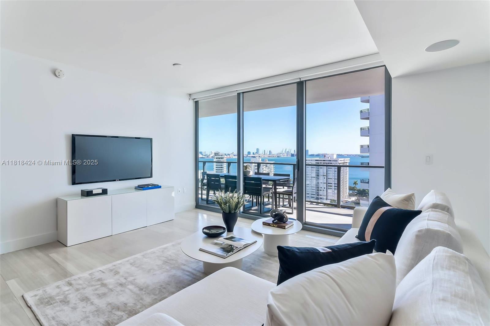 1451 Brickell Ave 1602 Property Photo 1