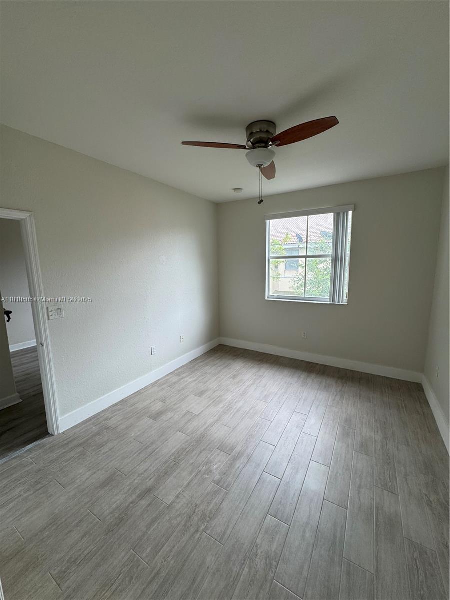 1536 Se 25th 202 Property Photo 16