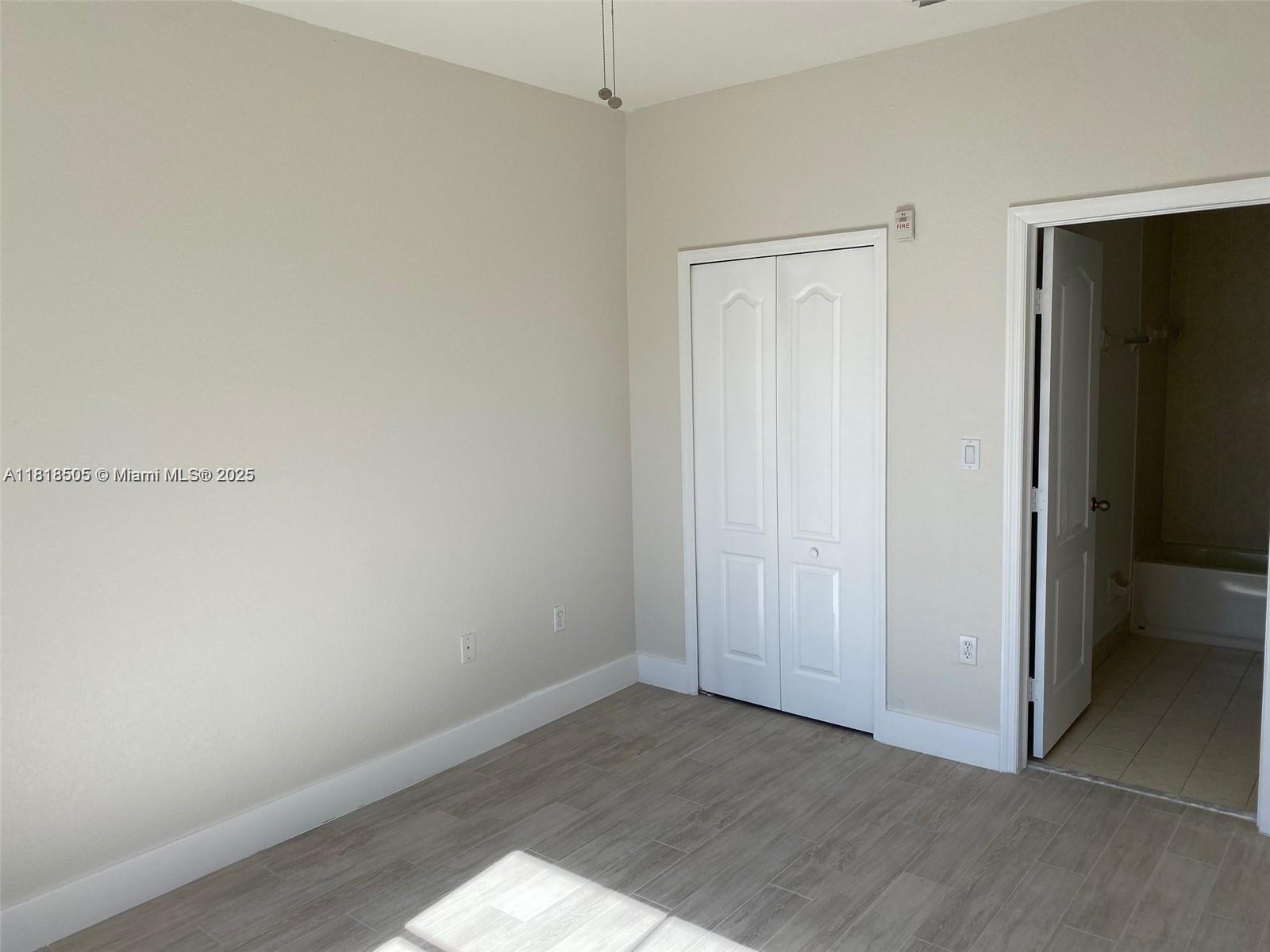 1536 Se 25th 202 Property Photo 17