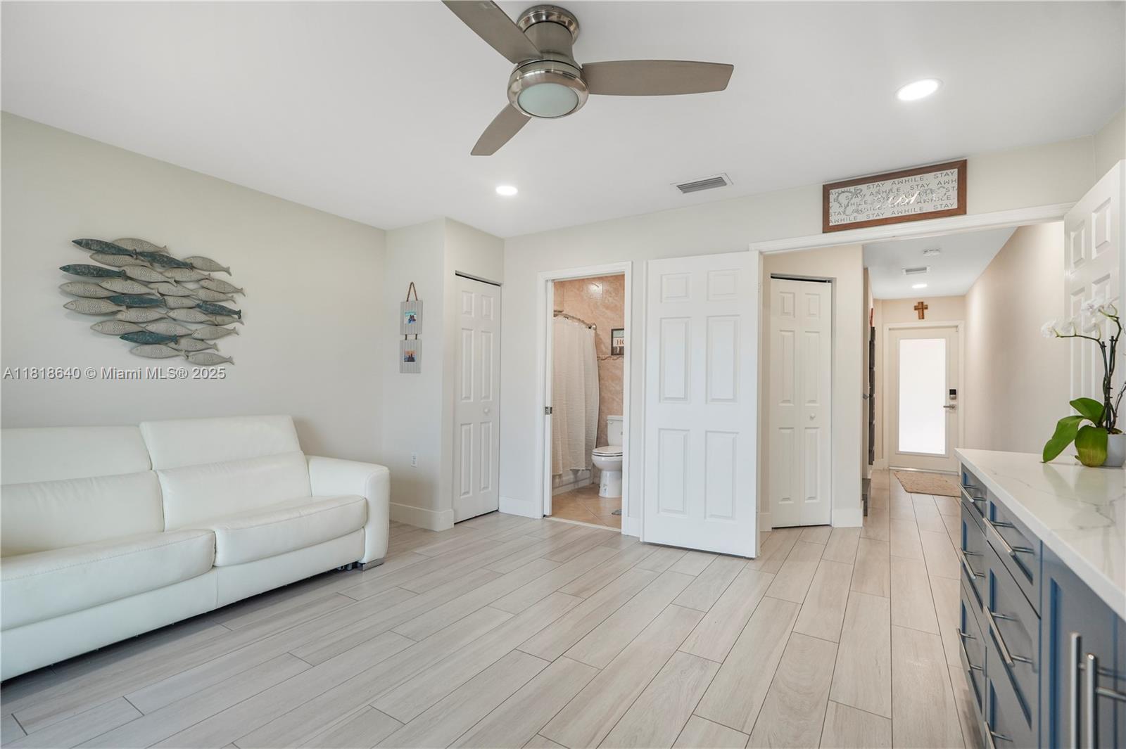 4034 N Ocean Dr Property Photo 20