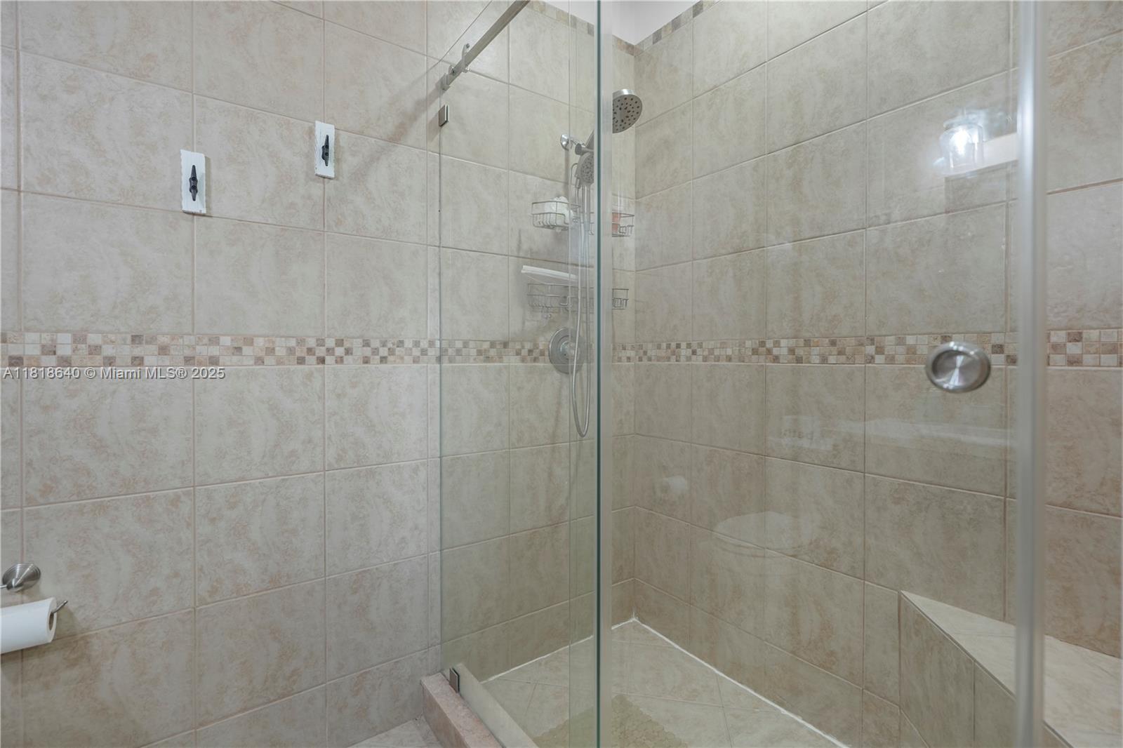 4034 N Ocean Dr Property Photo 41