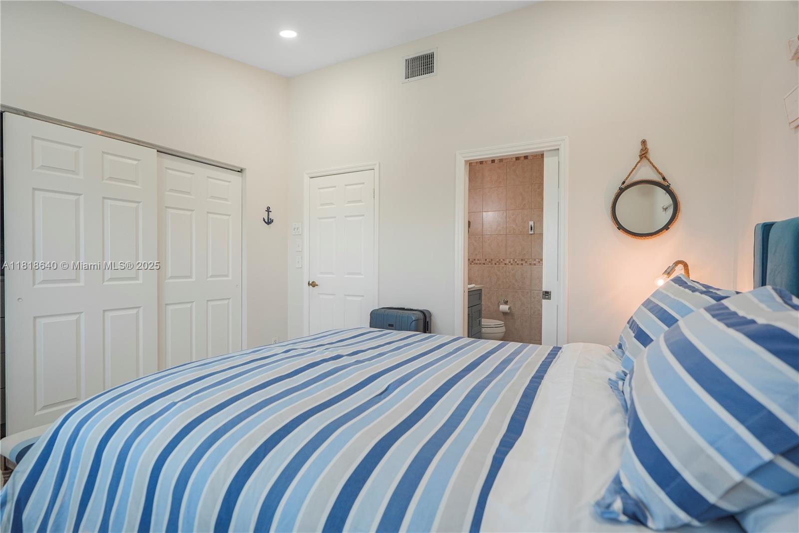 4034 N Ocean Dr Property Photo 46