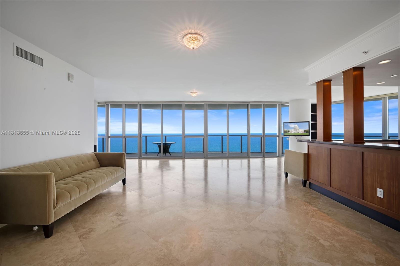 3101 S Ocean Dr 2708 Property Photo 5
