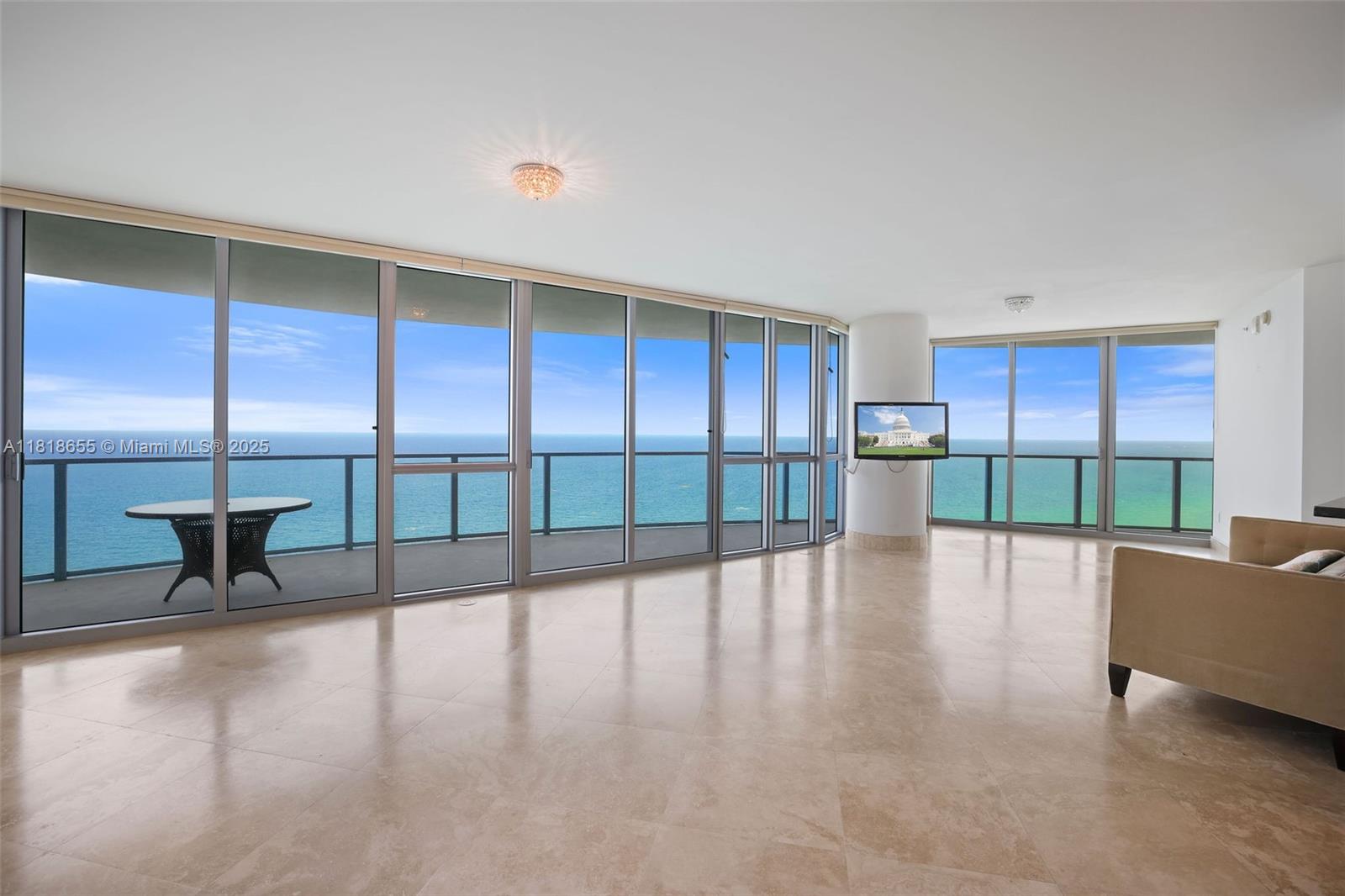 3101 S Ocean Dr 2708 Property Photo 8