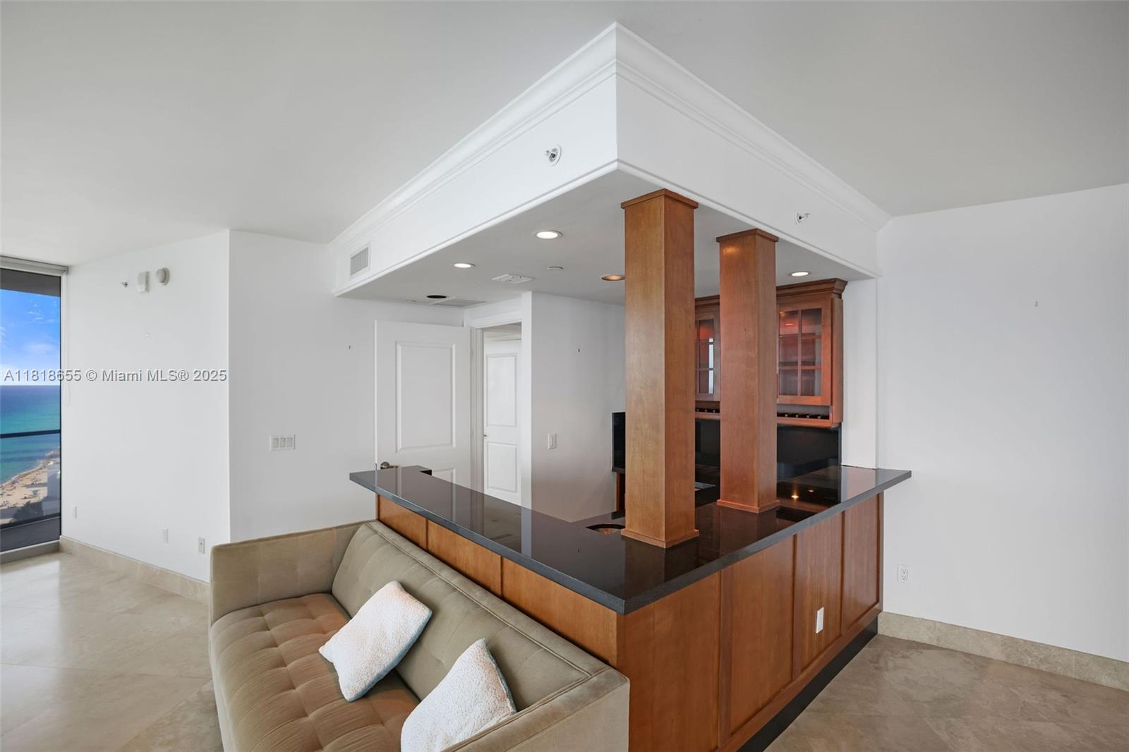 3101 S Ocean Dr 2708 Property Photo 13