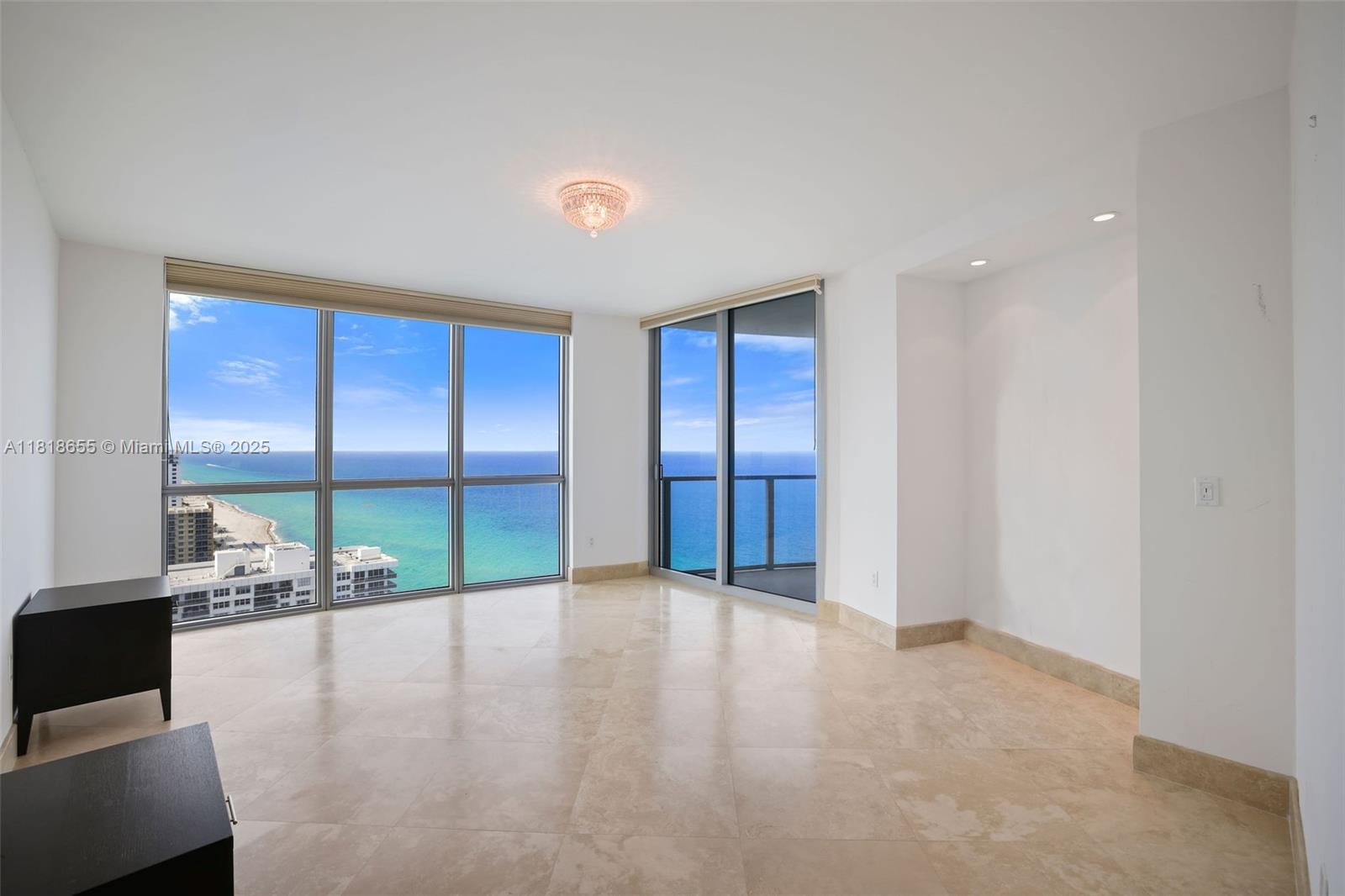 3101 S Ocean Dr 2708 Property Photo 22
