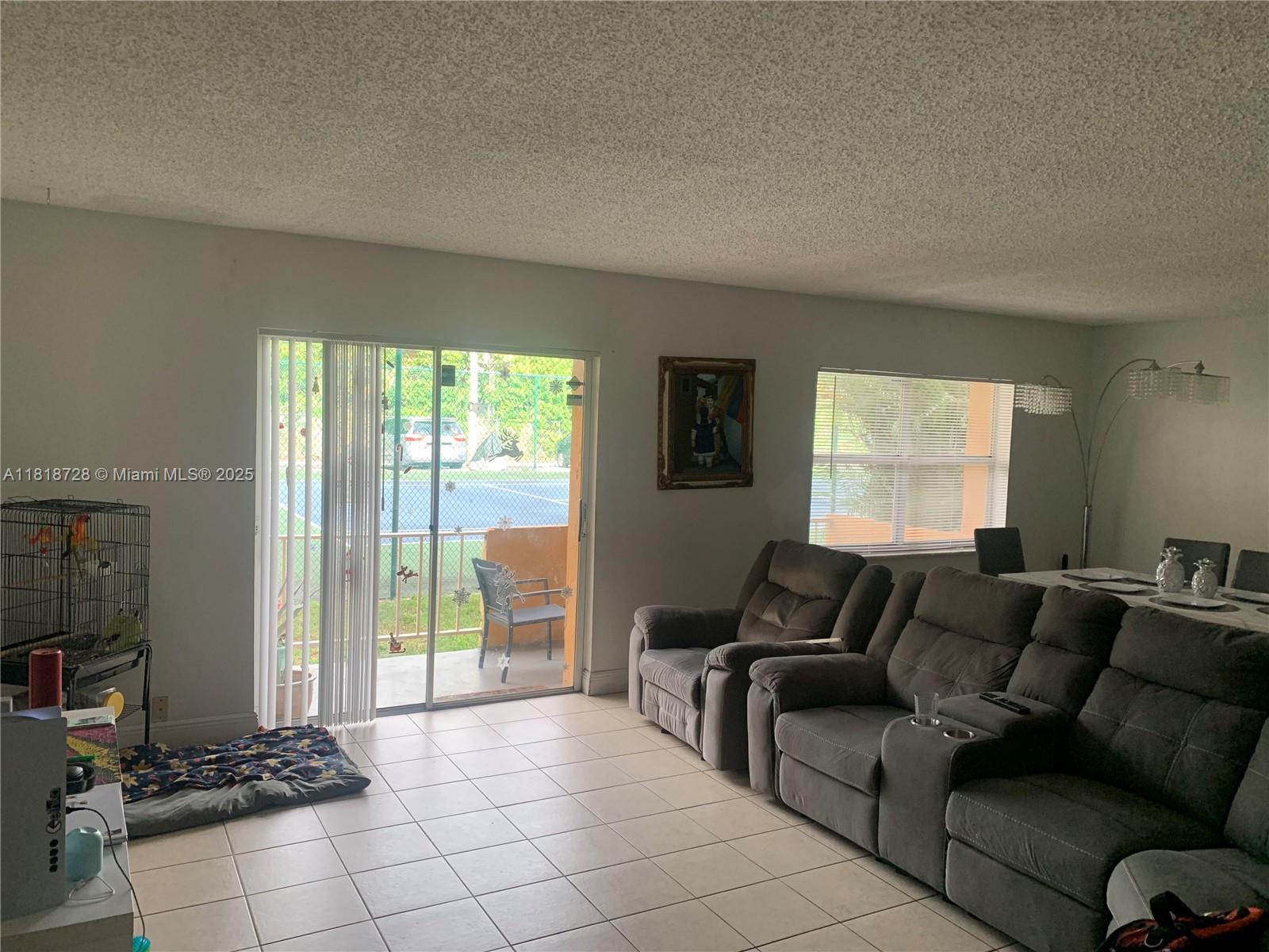 17911 Nw 68th Ave O104 Property Photo 2