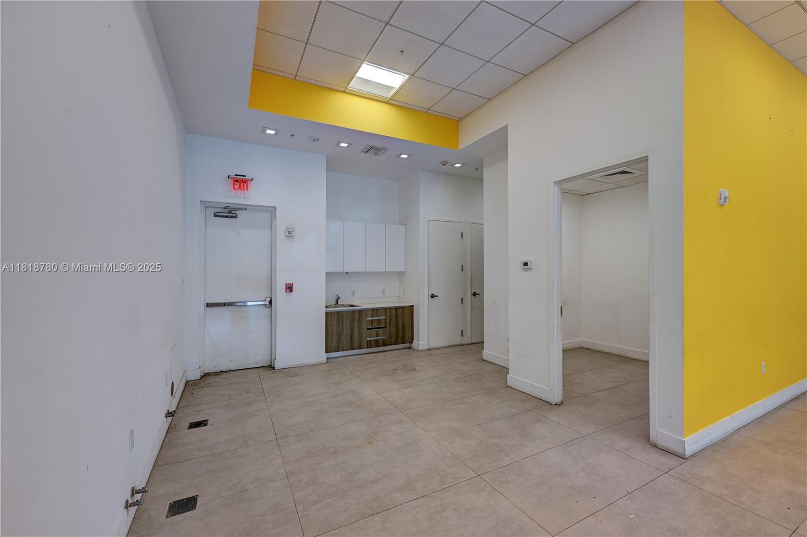 301 Altara Ave Cu-3k Property Photo 8