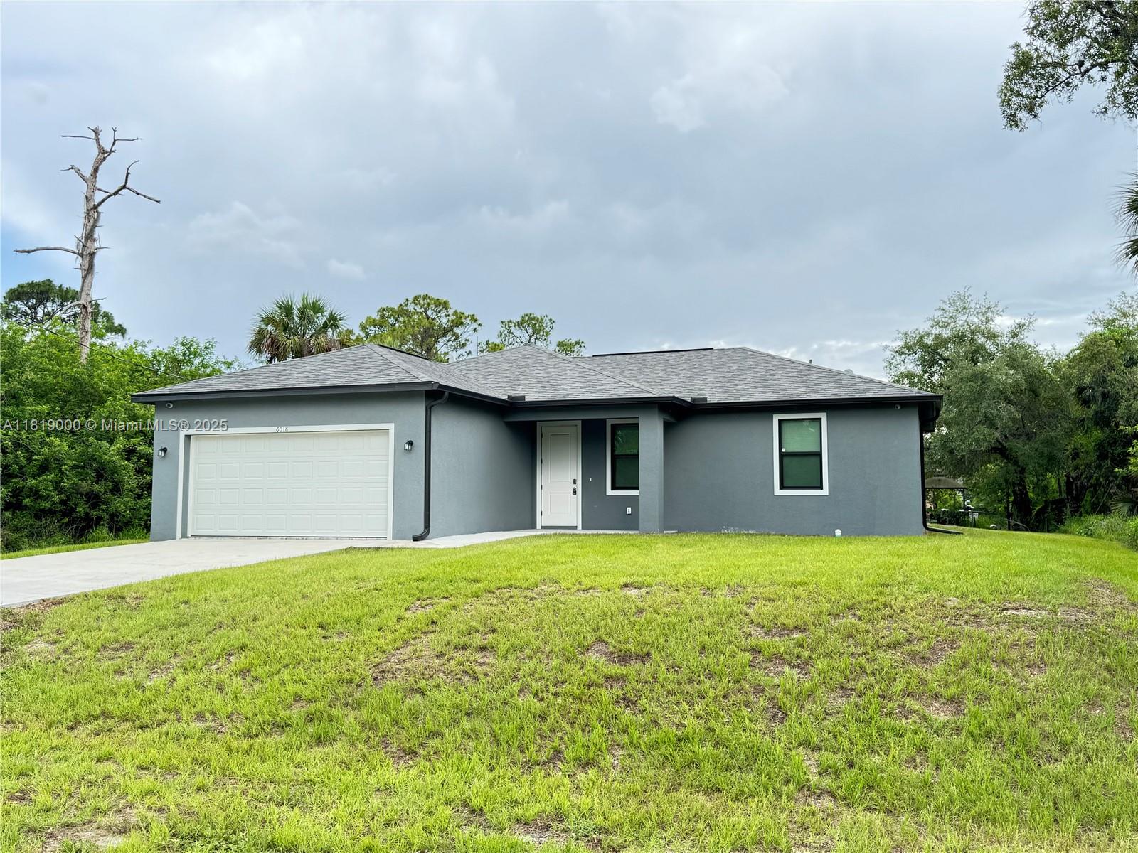 6018 Acorn Cir Property Photo 1