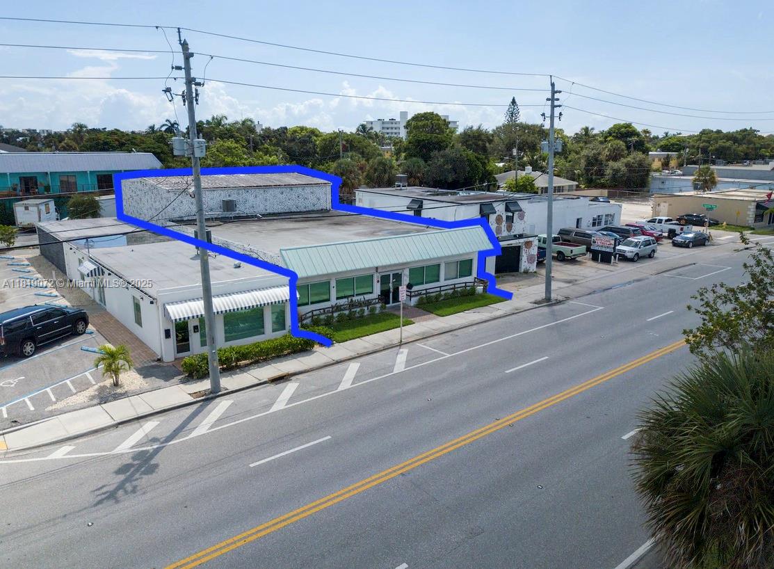 610 N Dixie Hwy Property Photo 2