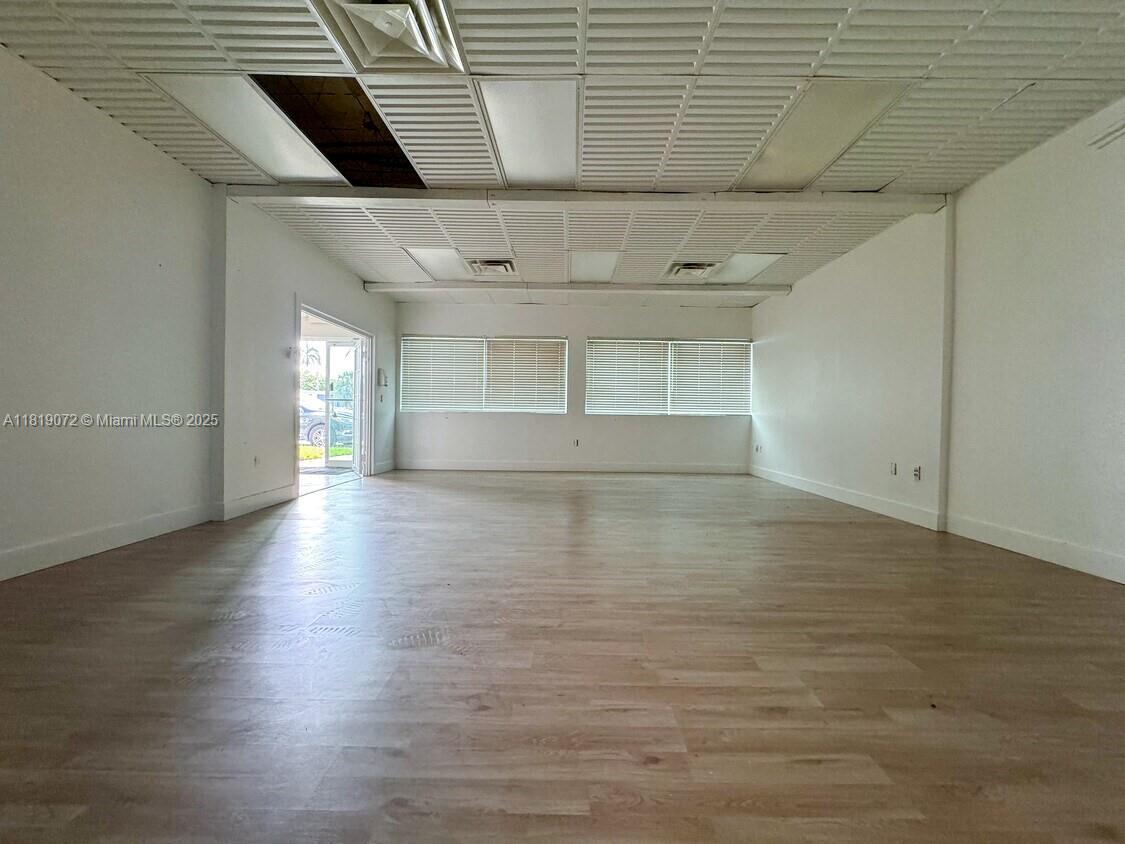 610 N Dixie Hwy Property Photo 7