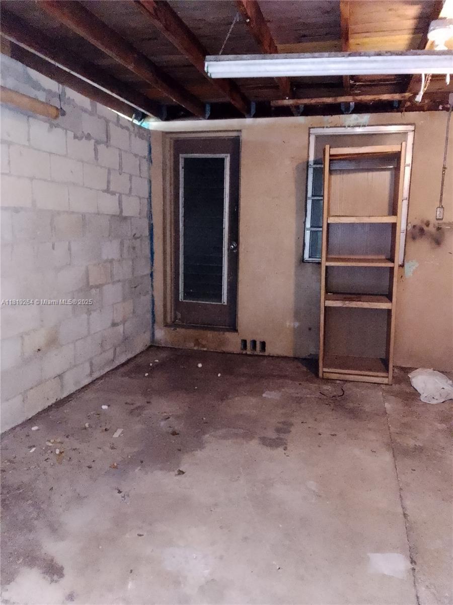 622 Ne 11th St Property Photo 44