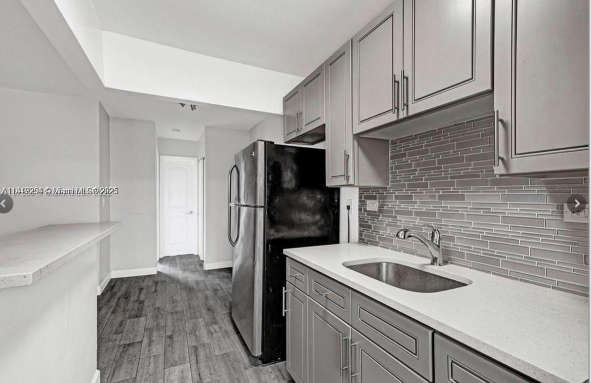 533 Meridian Ave 11 Property Photo 1