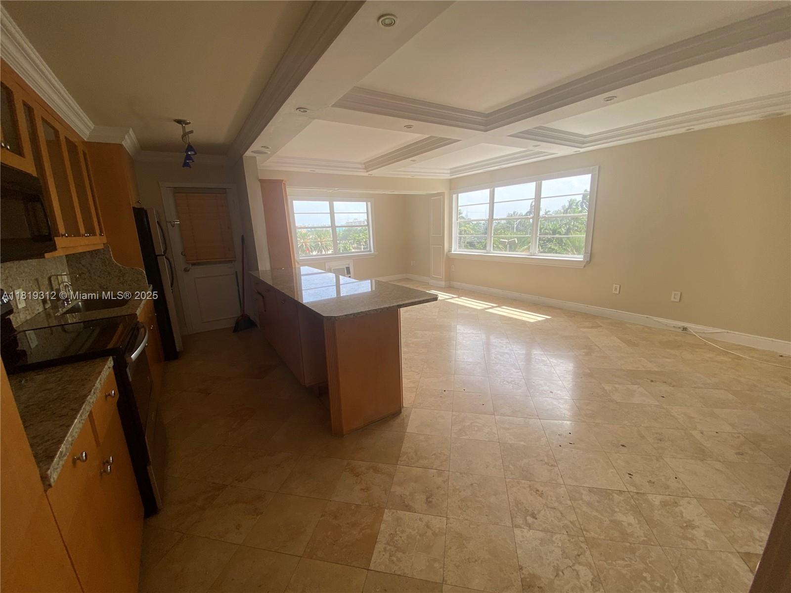 7904 West Dr 401 Property Photo 1