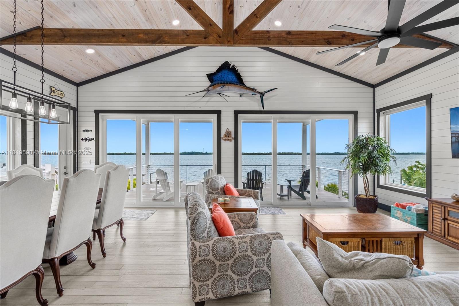 16 VIP Island Unit B