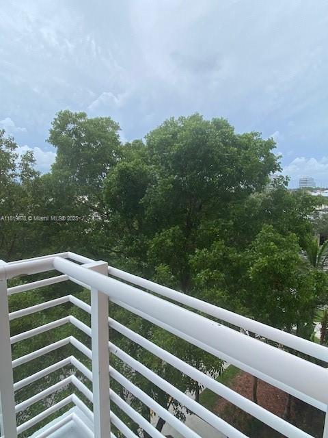 2775 Ne 187th St 407 Property Photo 6