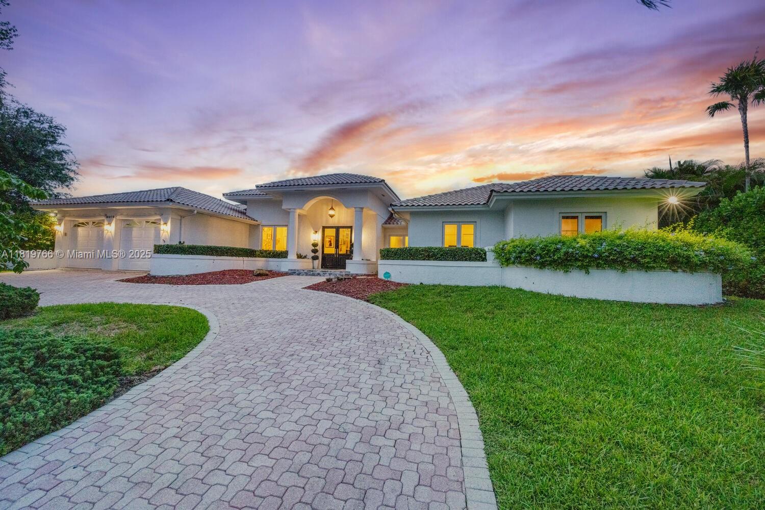 16070 Sw 77 Ct Property Photo 1