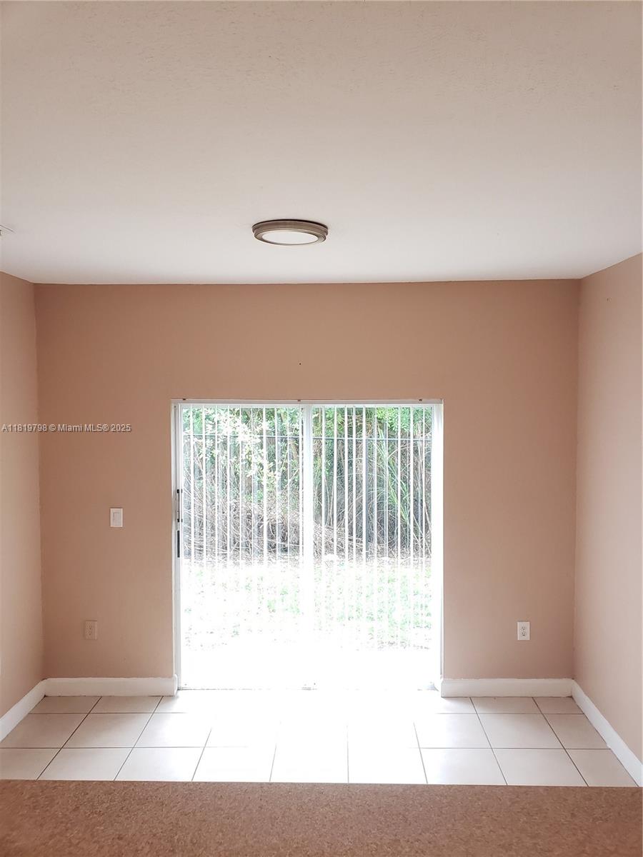 2903 Se 17th Ave 106 Property Photo 8